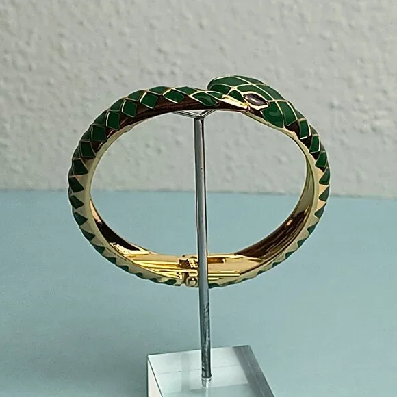 Serpenti Snake Enamel Hinged Cuff Bracelet Cut Diamond Emerald Green Gol… - Picture 7 of 7